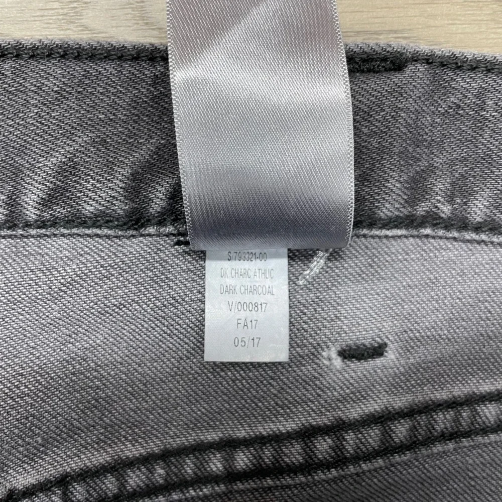 Banana Republic Jeans Mens 38x32 Gray Athletic Fit Dark Charcoal 793321-00